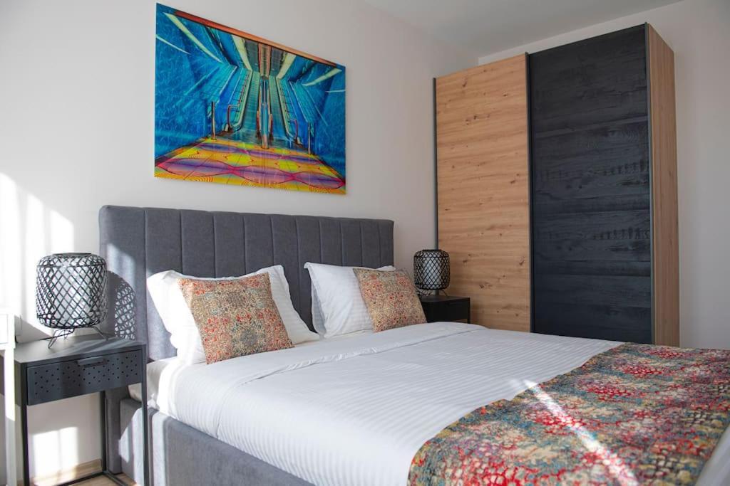 Madrid: A Modern 2-Bedroom Apartment With Parking 索菲亞 外观 照片