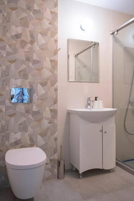 Madrid: A Modern 2-Bedroom Apartment With Parking 索菲亞 外观 照片